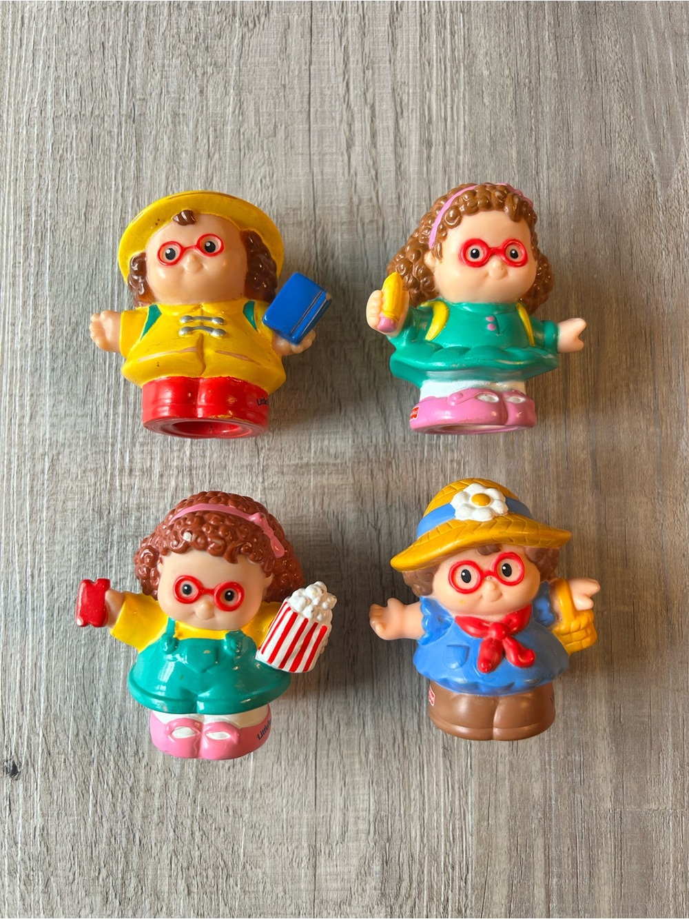 0107. “Maggie” Figures • 4 Items